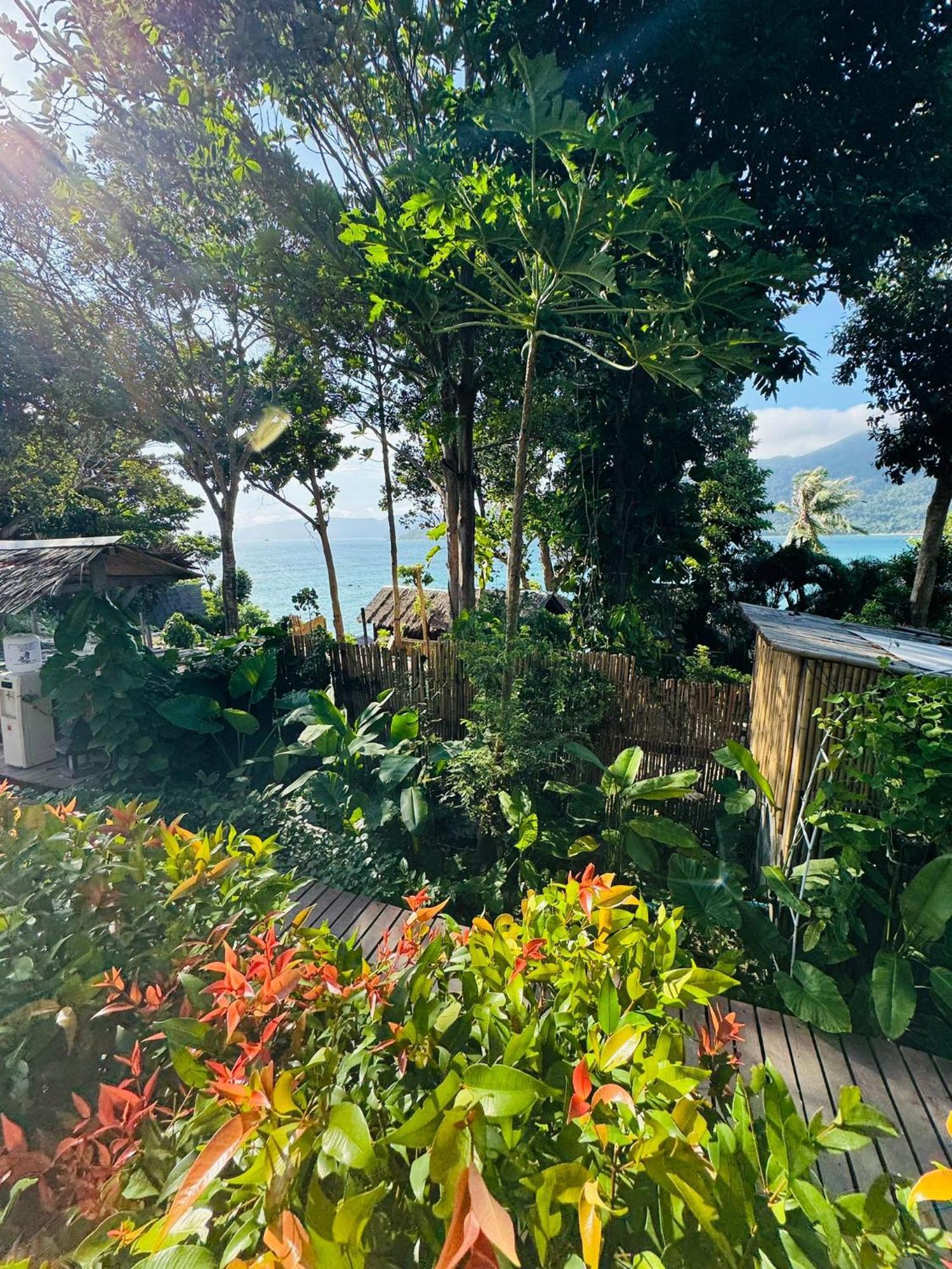 Bayview Sunset Hotel Koh Lipe Exterior photo
